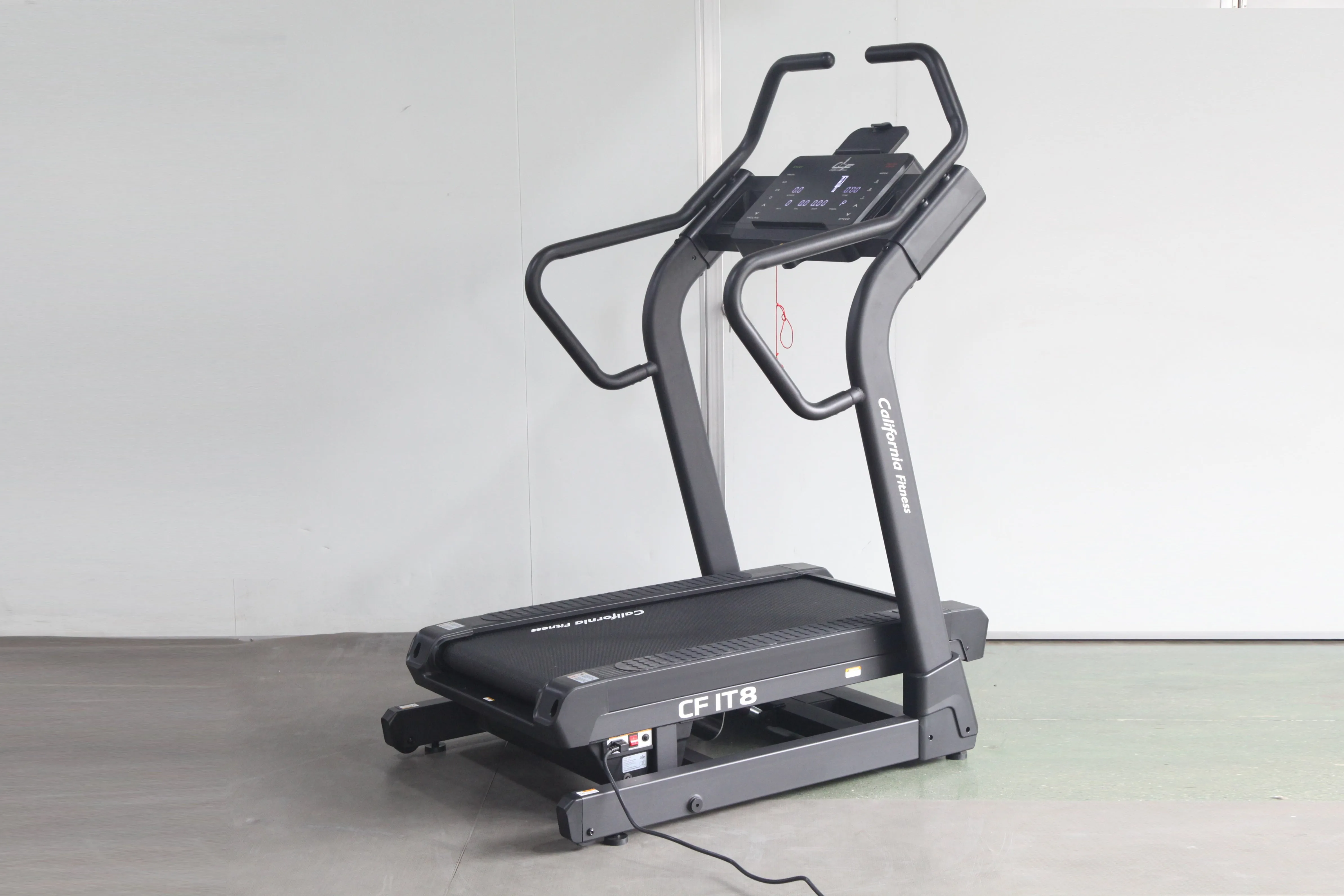 California Fitness IT8 Incline Trainer Treadmill (🎉NEW YEAR'S SALE)